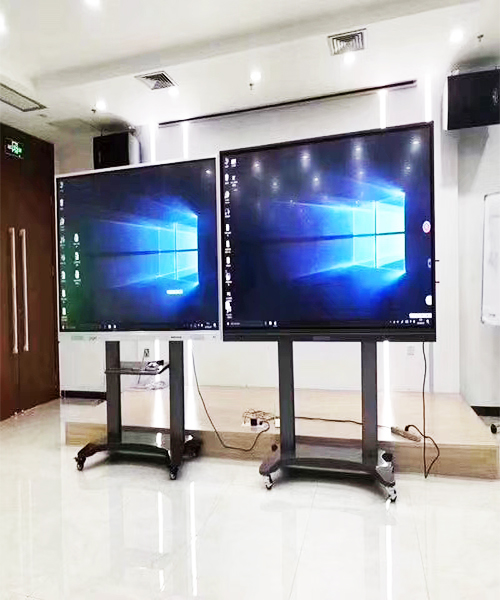 會(huì)議一體機(jī)實(shí)物.jpg 會(huì)議一體機(jī)實(shí)物.jpg